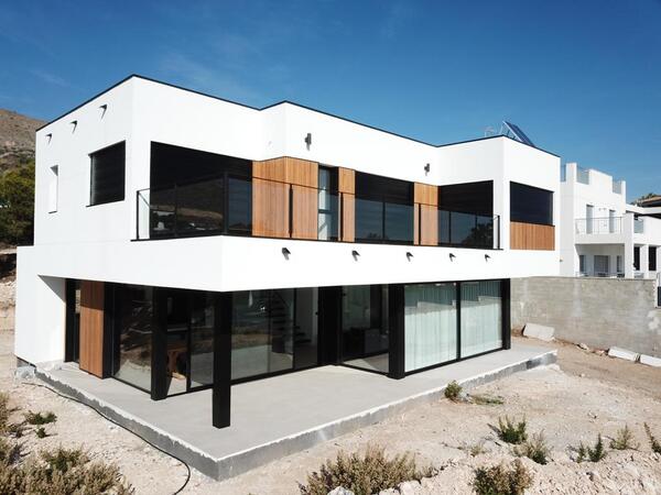casa modular vista exterior de dos plantas con estructura interna de madera