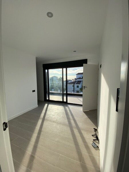 interior habitación acabada